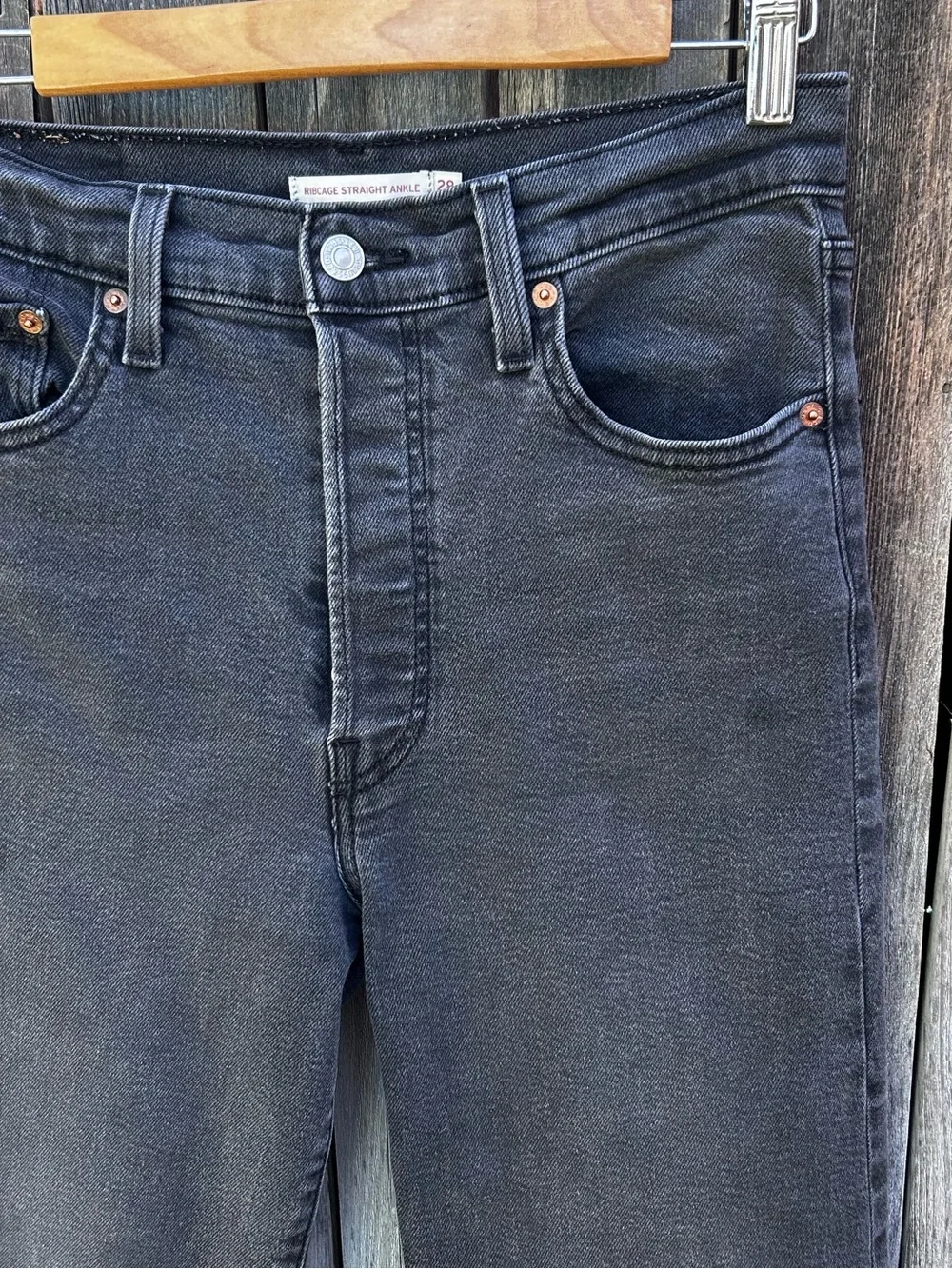 Levi’s Ribcage Straight Ankle Jean Black 28 - Picture 7 of 16